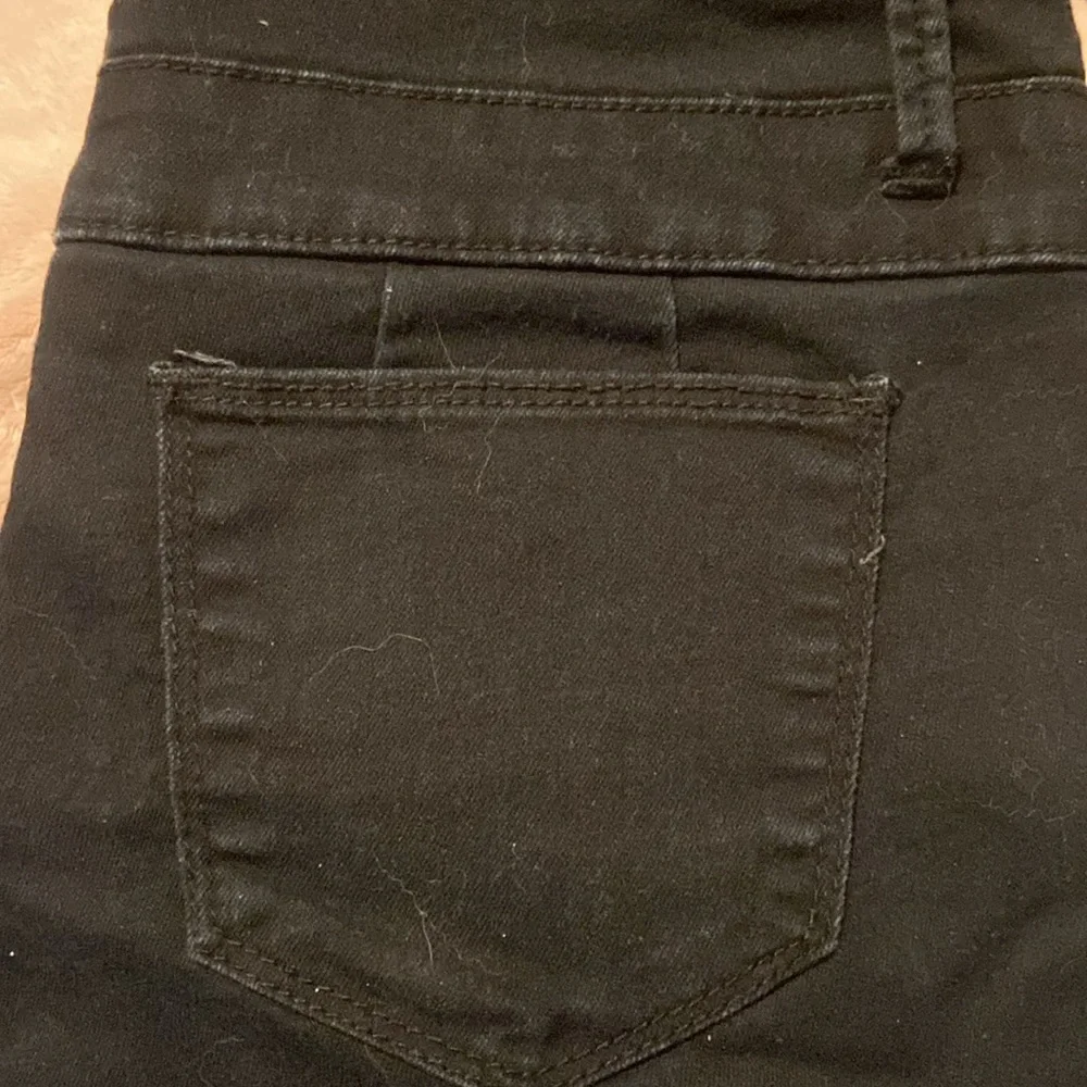 Refuge Black High Waisted Stretch Shorts SZ 10 - Picture 8 of 8